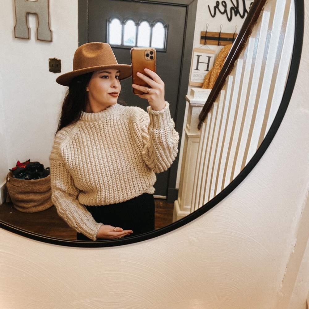 FREE PEOPLE DUPE SWEATER